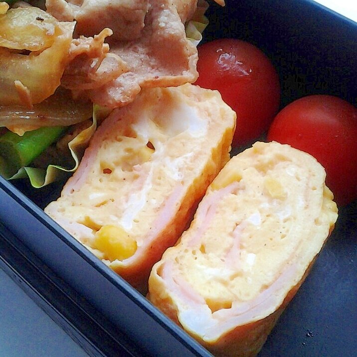 コーンとハムの卵焼き